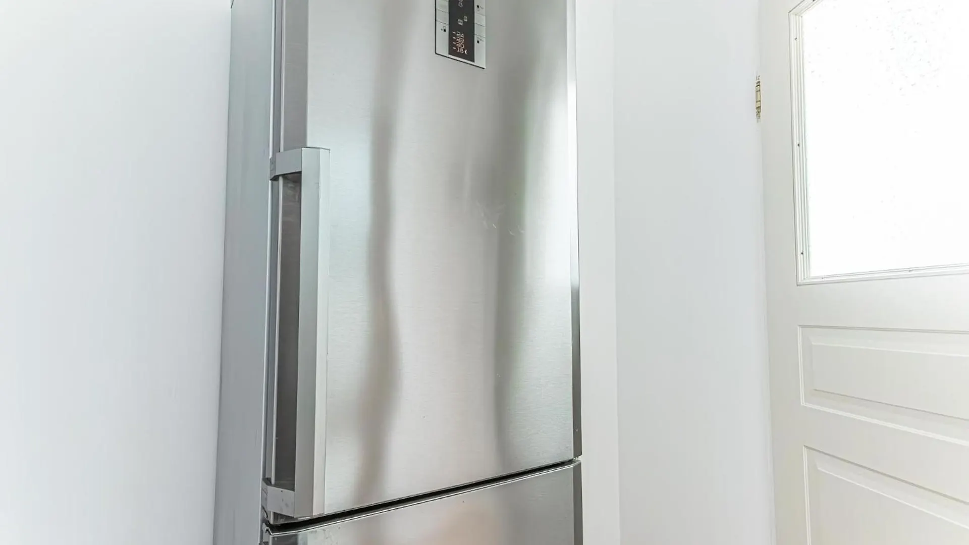Amazing 3 Bedroom Apt, 15 Min To Landstrasse Hub Вена 0*,