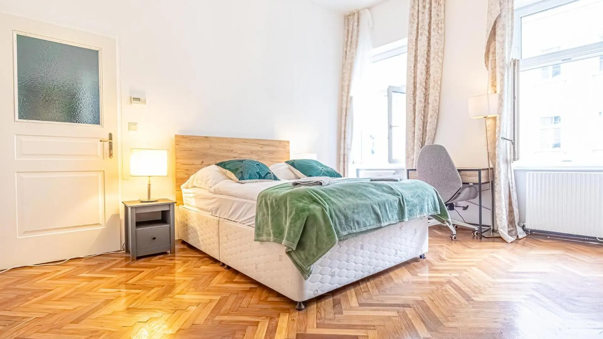 Apartament Amazing 3 Bedroom Apt, 15 Min To Landstrasse Hub Wiedeń Austria